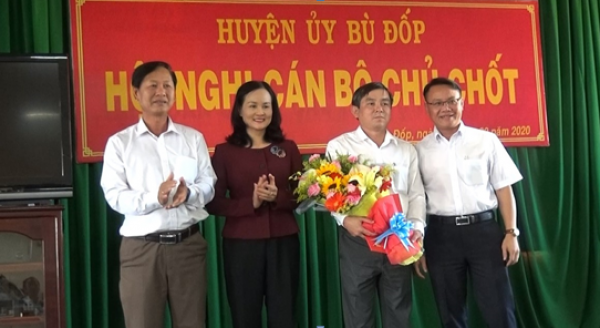 BÙ ĐỐP TỔ CHỨC HỘI NGHỊ CÁN BỘ CHỦ CHỐT