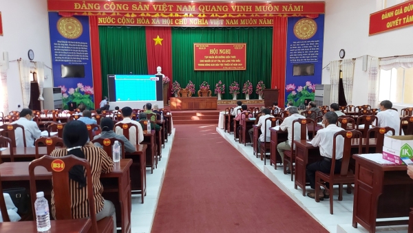 Bù Đốp có 37 người có uy tín, già làng tiêu biểu tham gia lớp bồi dưỡng