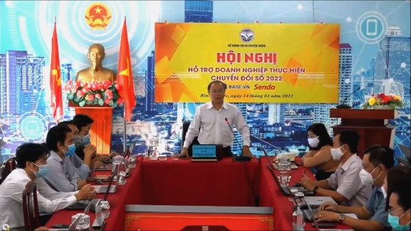 Hỗ trợ doanh nghiệp đưa sản phẩm lên sàn thương mại điện tử