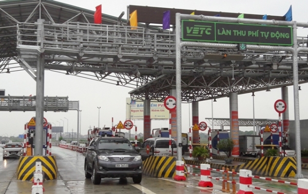 Tích cực triển khai thu phí điện tử không dừng, tiến tới xóa bỏ thu phí thủ công