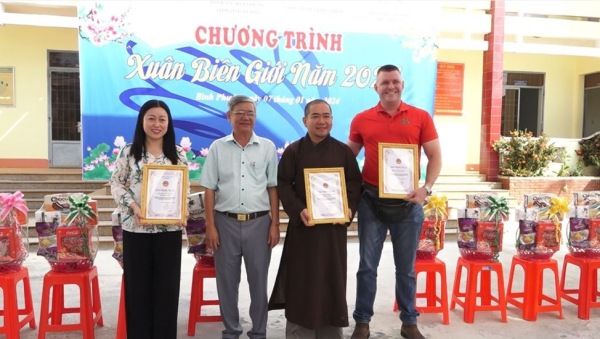 Chương trình “xuân biên giới” tại xã Thanh Hòa