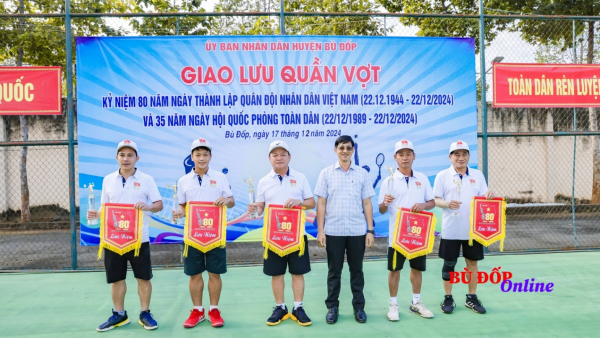 Bù Đốp: 80 VĐV tham gia giải Quần vợt chào mừng ngày 22-12