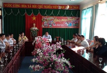 HĐND huyện họp mặt chúc Tết