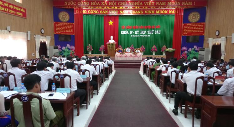 Toàn cảnh kỳ họp