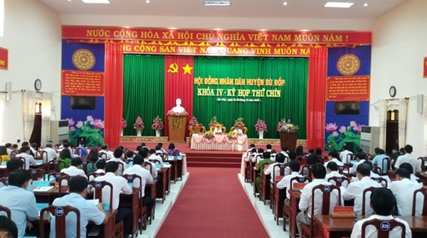 BÙ ĐỐP KÌ HỌP THỨ 9 HĐND HUYỆN KHÓA IV NHIỆM KỲ 2016 – 2021