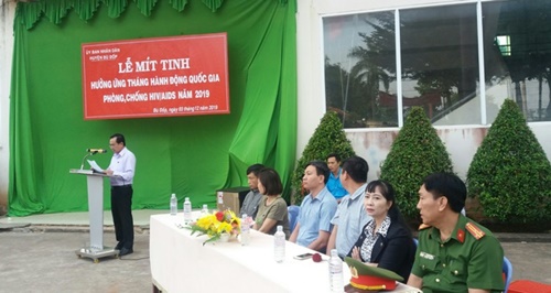 LỄ MÍT TINH PHÒNG, CHỐNG HIV/AIDS